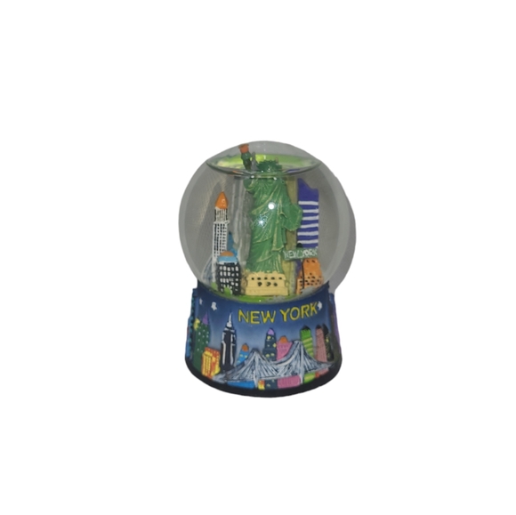 New York City Skyline Water Snow Globe Souvenir Figurine 2.5" H - Picture 6 of 8